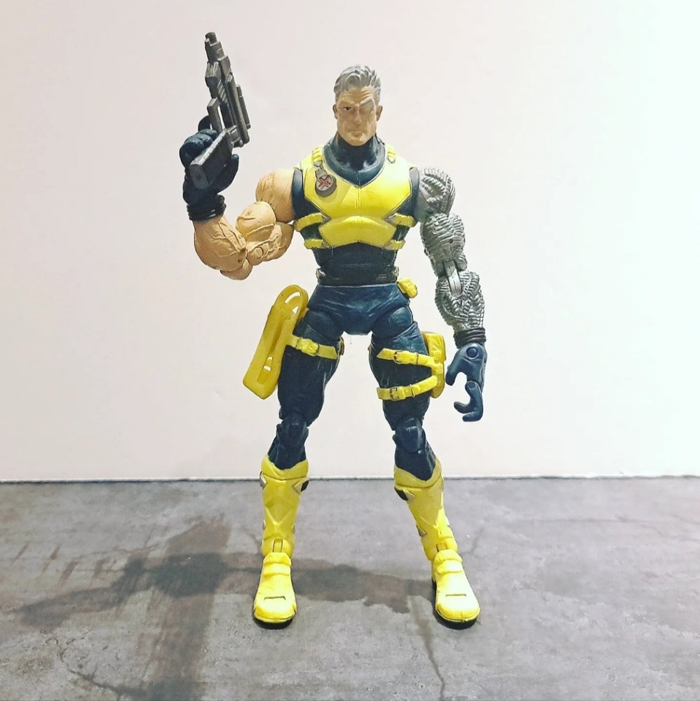 Marvel Legends Cable figure